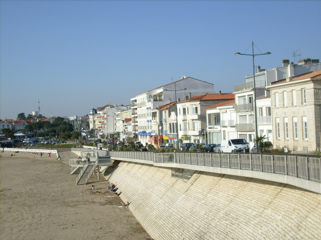 Набережная в Руайяне, Франция. Фото 2 – фотографии Франции