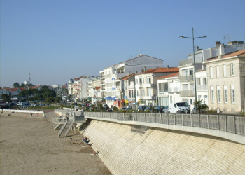 Набережная в Руайяне, Франция. Фото 2 – фотографии Франции