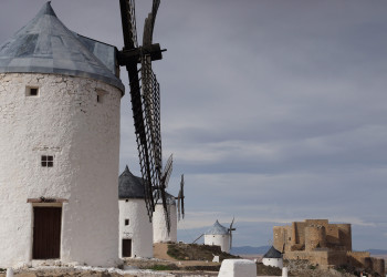 Ветряные мельницы в Консуэгре. Испания. Фото 2 – фотографии Испании