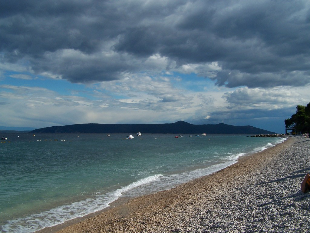 Пляж в Мощеничка-Драга, Хорватия. Фото 7 – фотографии Хорватии