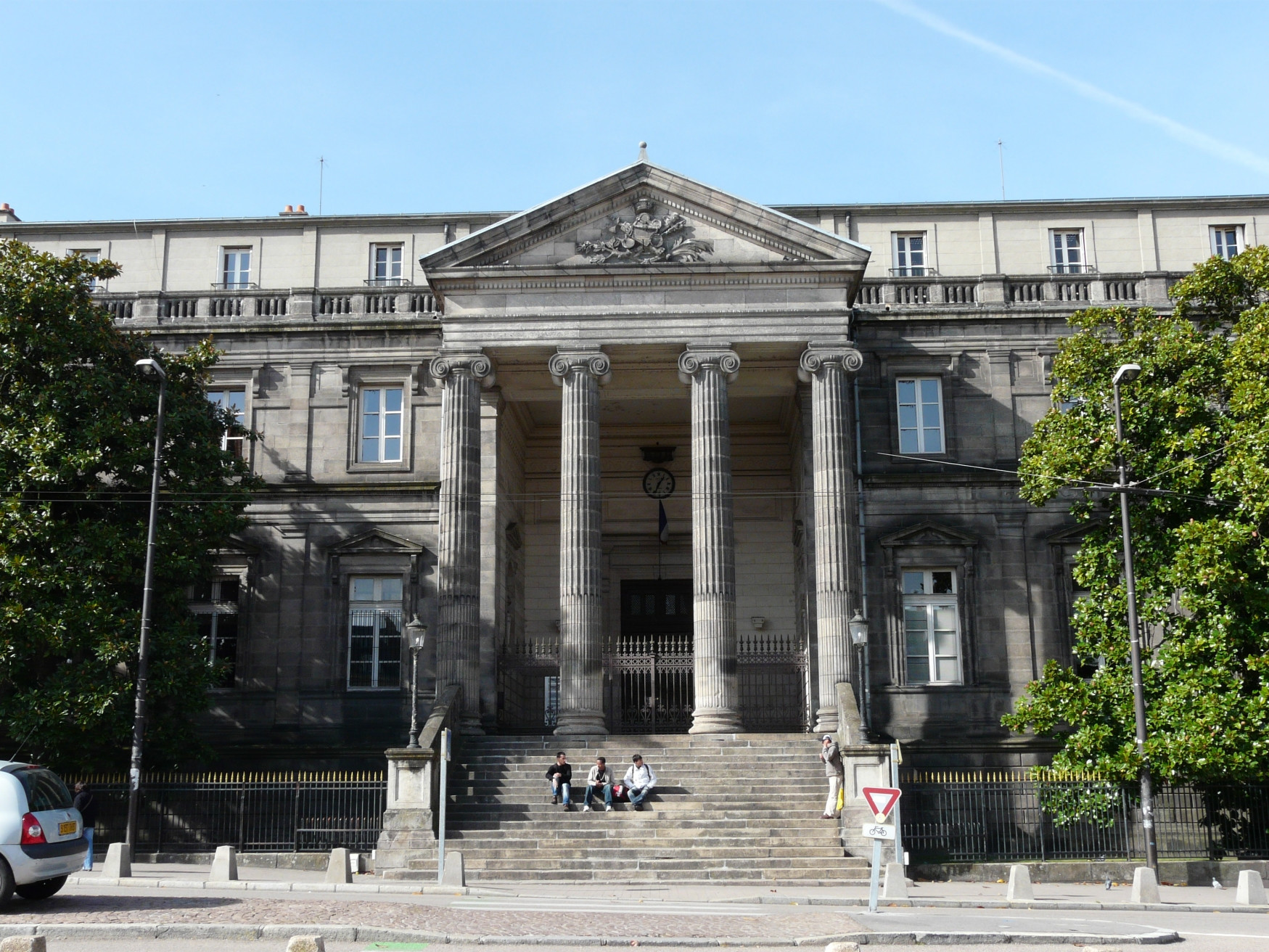 Архитектура в Лиможе, Франция. Фото 4 – фотографии Франции