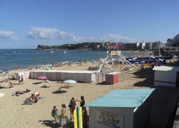 Пляж в Сен-Жан-де-Люз, Франция – фотографии Франции