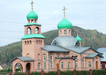 Церковь всех Святых в Междуреченске, Россия – фотографии России