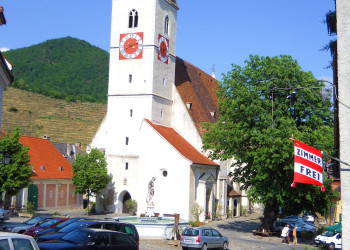 Приходская церковь (Pfarrkirche) в городе Шпиц – фотографии Австрии