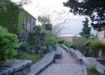 Дома в Святой Стефан, Черногория. Фото 33 – фотографии Черногории