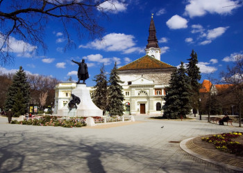 Кечкемет (Kecskemét) – город в центральной части Венгрии – фотографии Венгрии
