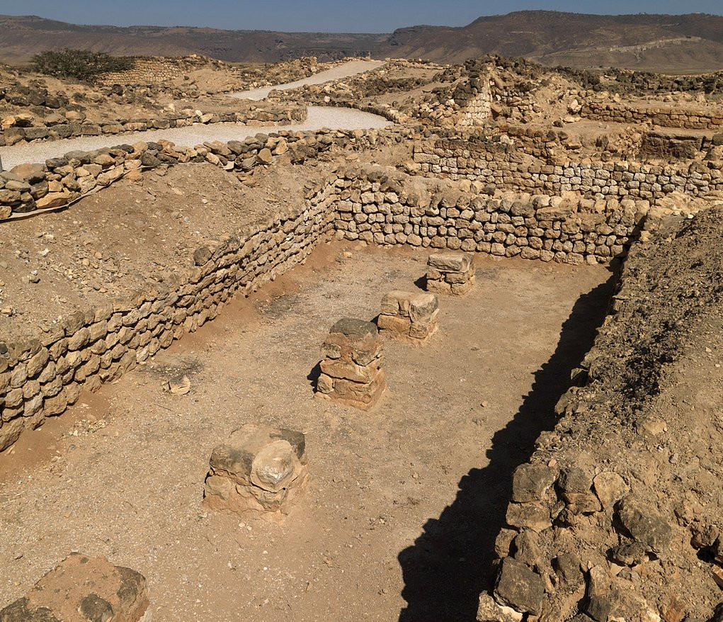 Руины дворца Царицы Савской – фотографии Омана