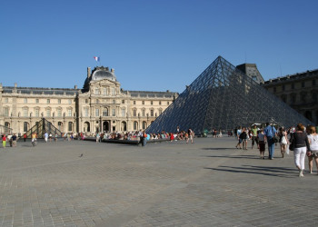 Лувр, Франция – фотографии Франции