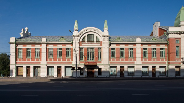 Файл:Novosibirsk KrasnyPr Trade House 07-2016 img2.jpg - Википедия