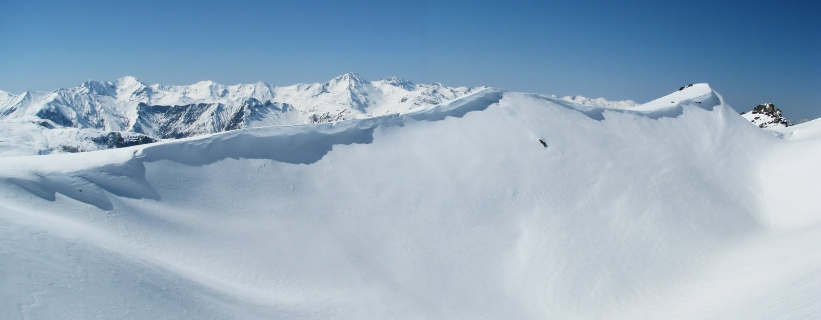 Снег в Мерибель, Франция – фотографии Франции
