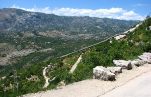 Горы в Даниловграде, Черногория – фотографии Черногории