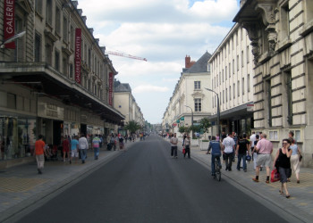 Улица в Туре, Франция. Фото 3 – фотографии Франции