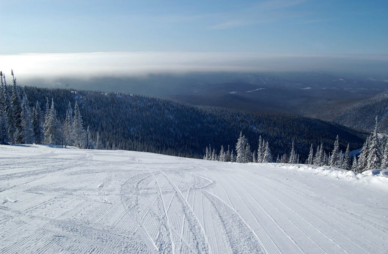 Горнолыжный курорт в Шерегеш, Россия. Фото 1 – фотографии России