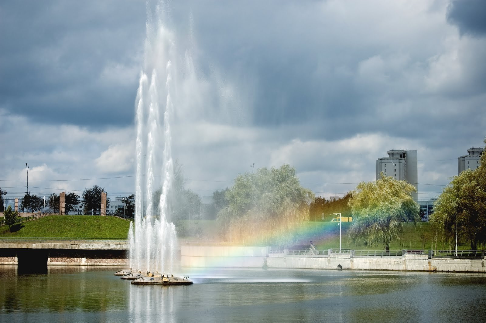 Фонтан в Минске, Беларусь. Фото 2 – фотографии Беларуси