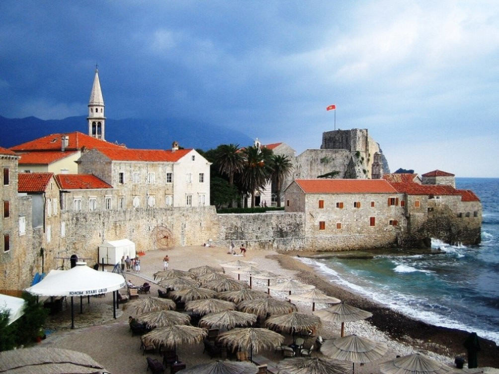 Пляж в Будва, Черногория. Фото 30 – фотографии Черногории