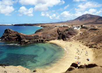 Пляж на острове Лансароте (Lanzarote) – фотографии Канарских островов