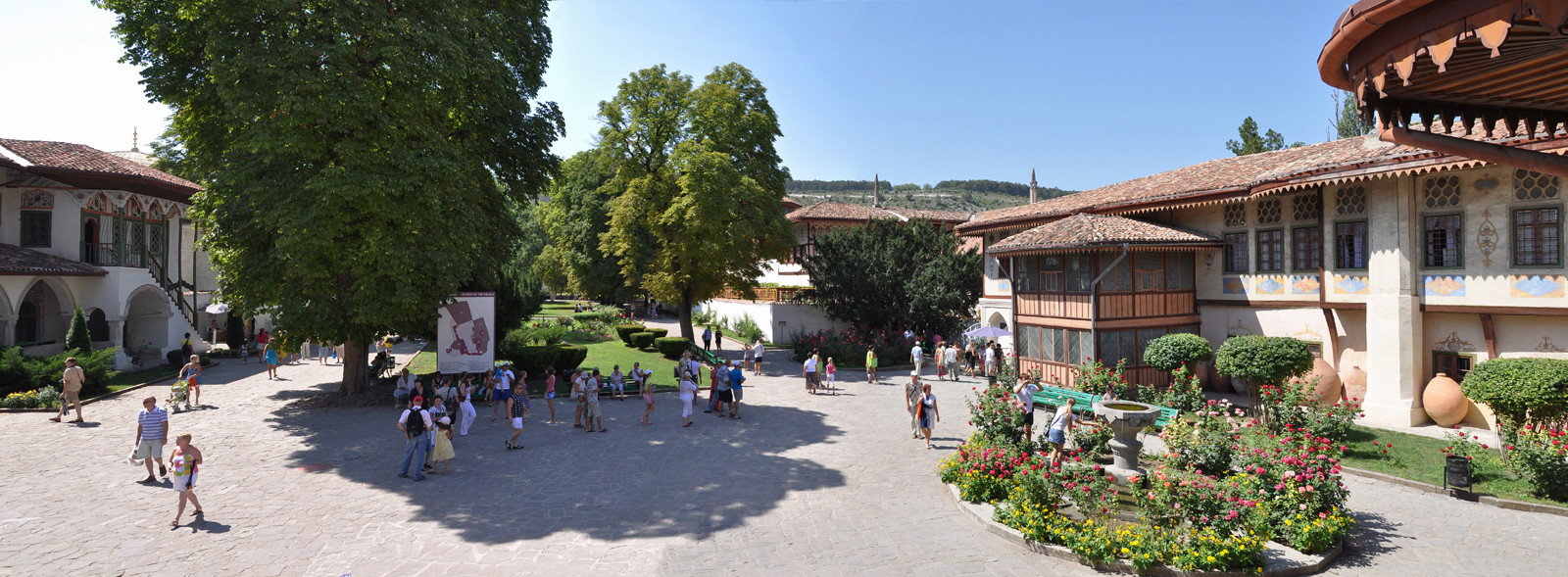 Город Бахчисарай, Крым. Фото 1 – фотографии России