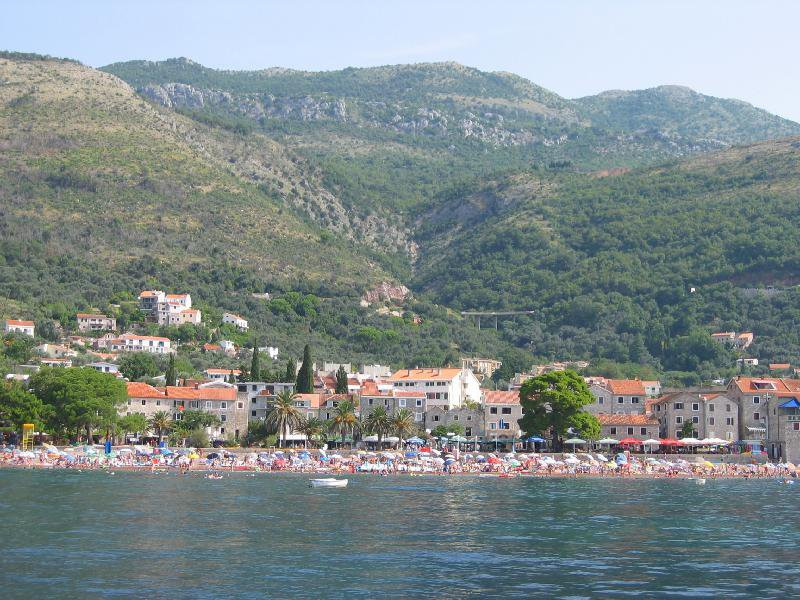 Пляж в Петровац, Черногория. Фото 10 – фотографии Черногории
