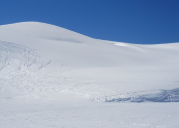 Снег в Пейзе-Валландри, Франция – фотографии Франции