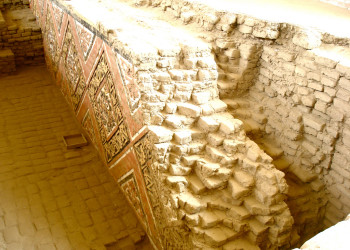 Храм Луны (Huaca de la Luna) недалеко от Трухильо – фотографии Перу