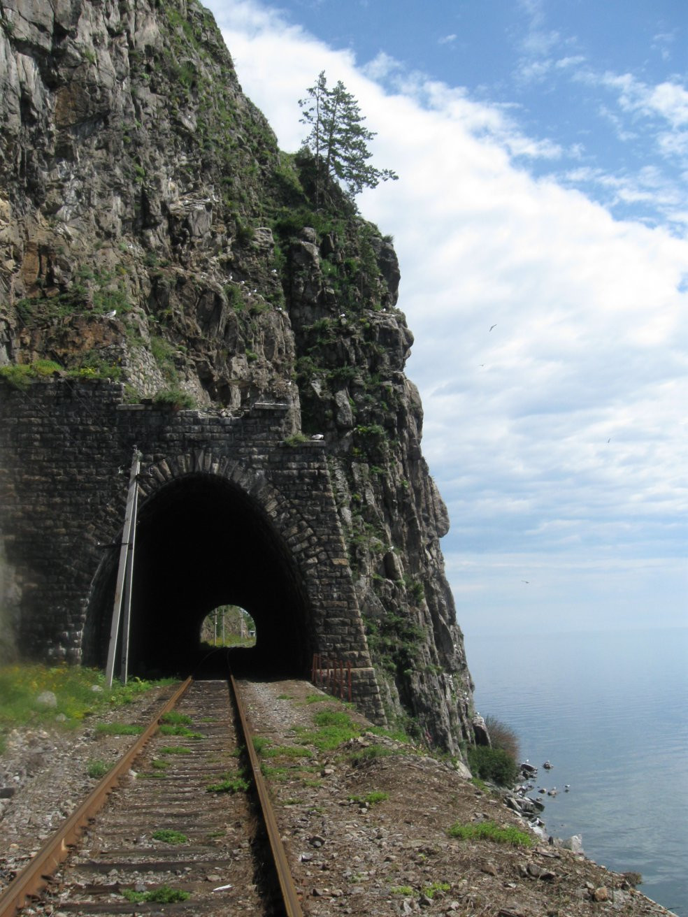 Кругобайкальская железная дорога – фотографии России