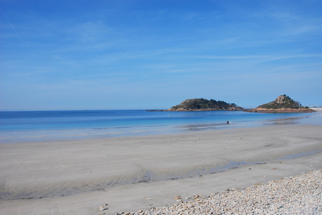 Море в Требердене, Франция – фотографии Франции