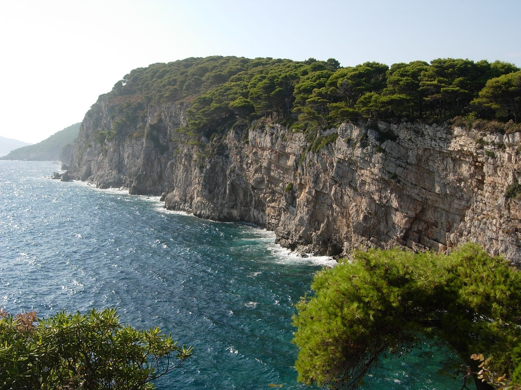 Скала на острове Колочеп, Хорватия. Фото 7 – фотографии Хорватии