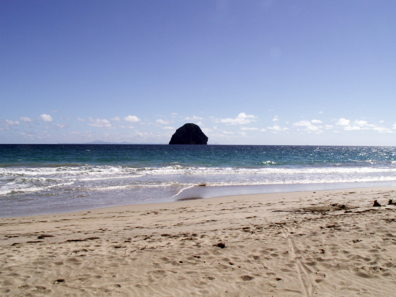Вид с Мартиники на Алмазную скалу – фотографии Мартиники