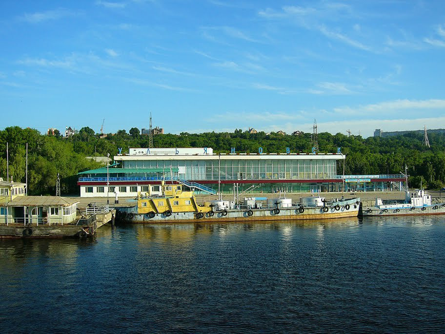 Пристань в Ульяновске, Россия – фотографии России