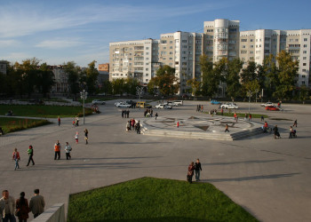 Площадь в Благовещенске, Россия. Фото 1 – фотографии России