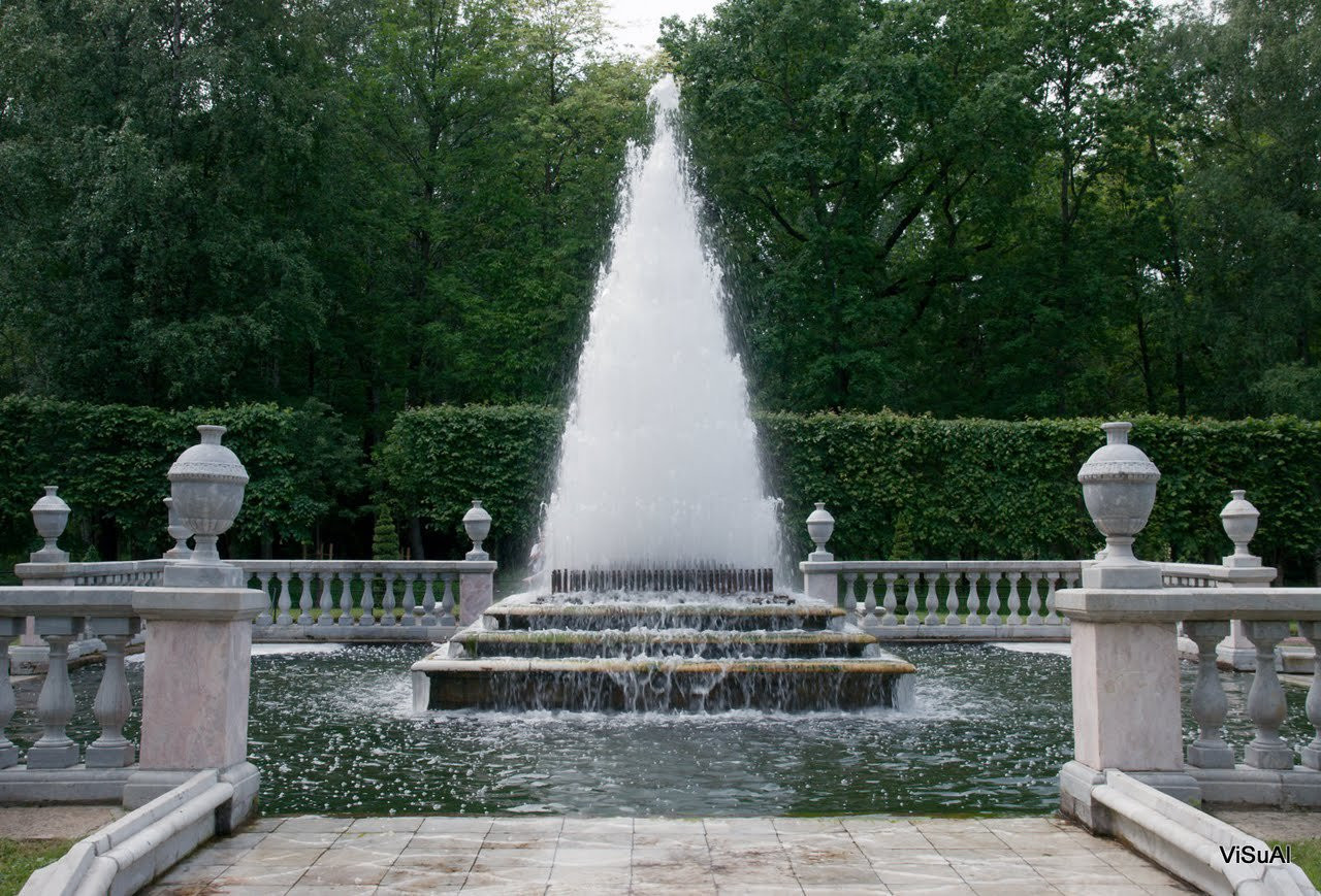 Фонтан в Петергофе, Россия. Фото 7 – фотографии России