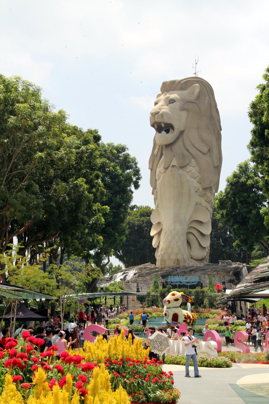 Мерлион (37 метров в высоту) – фотографии Сингапура