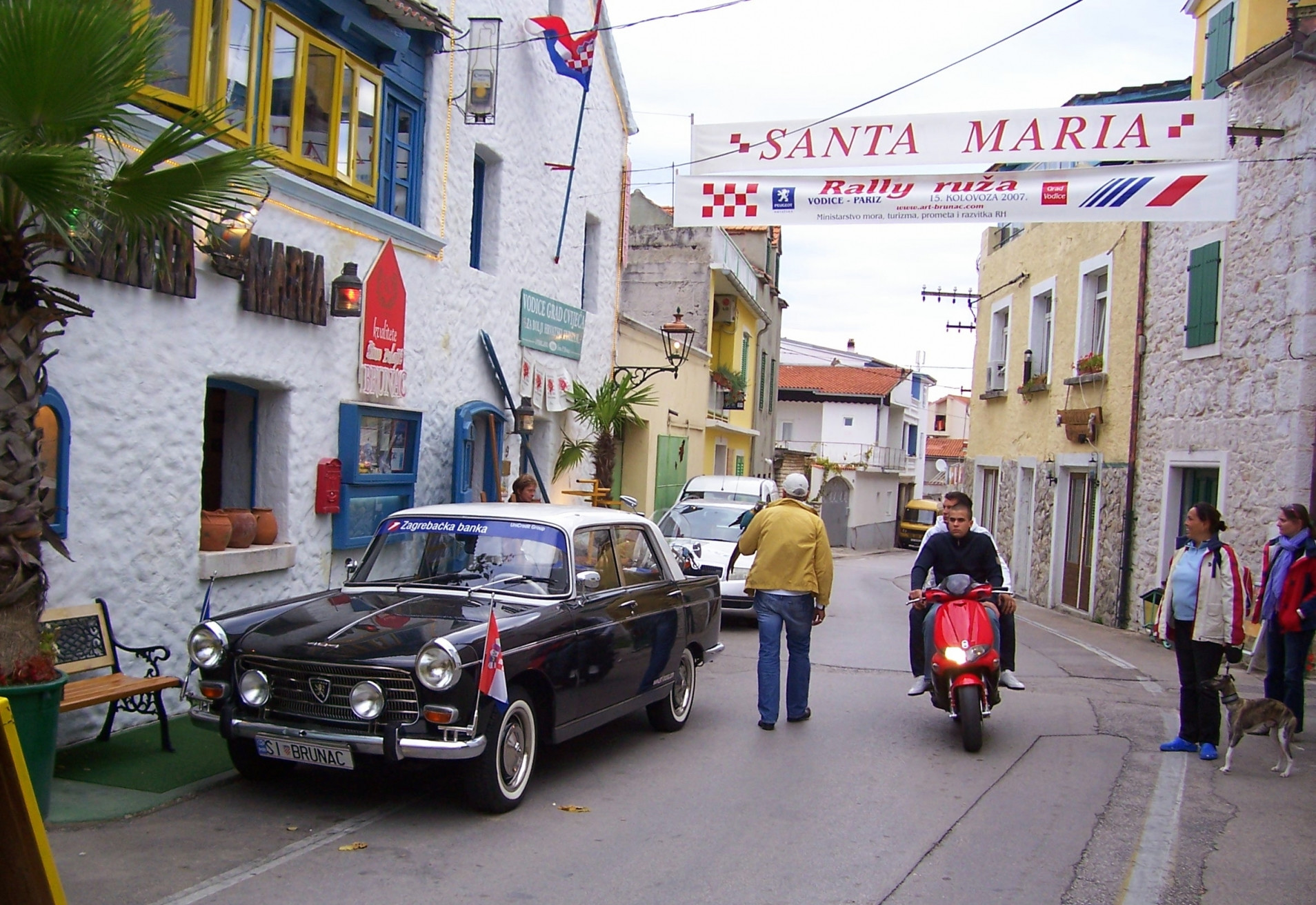 Улица в Водице, Хорватия. Фото 4 – фотографии Хорватии