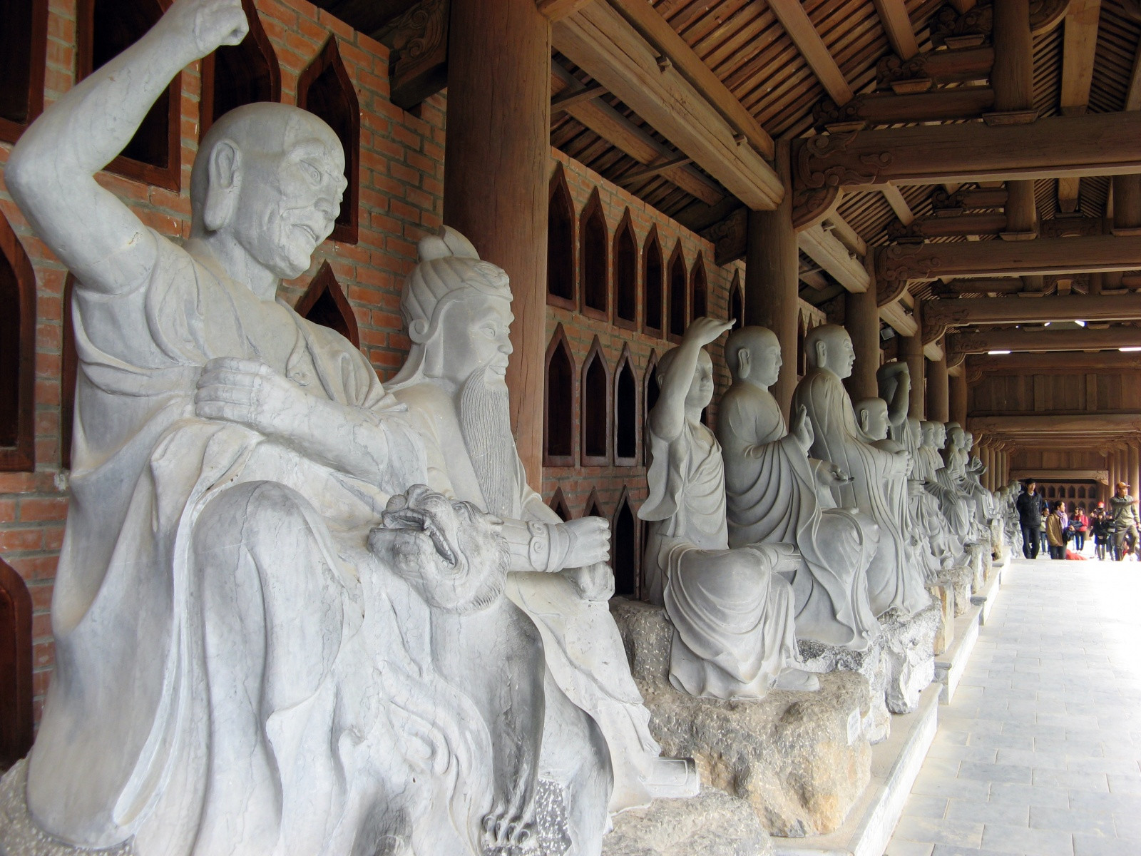 В пагоде Байдинь – фотографии Вьетнама