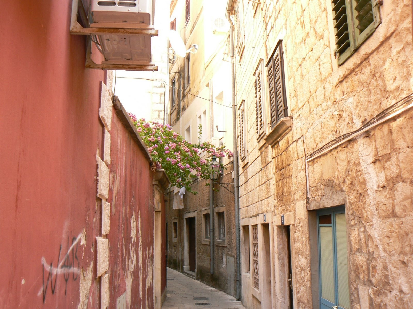 Улица в Омиш, Хорватия. Фото 3 – фотографии Хорватии