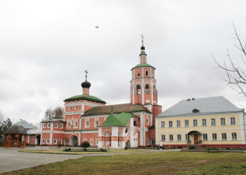 Иоанно-Предтеченский женский монастырь в Вязьме – фотографии России