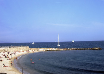 Пляж в Антибе, Франция. Фото 42 – фотографии Франции