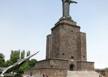 Мать-Армения (Майр Айастан). Фото 129 – фотографии Армении