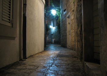 Улица в Будва, Черногория. Фото 12 – фотографии Черногории