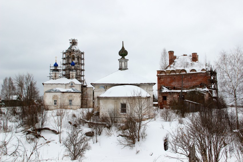 Тихвинская церковь, Любим – фотографии России