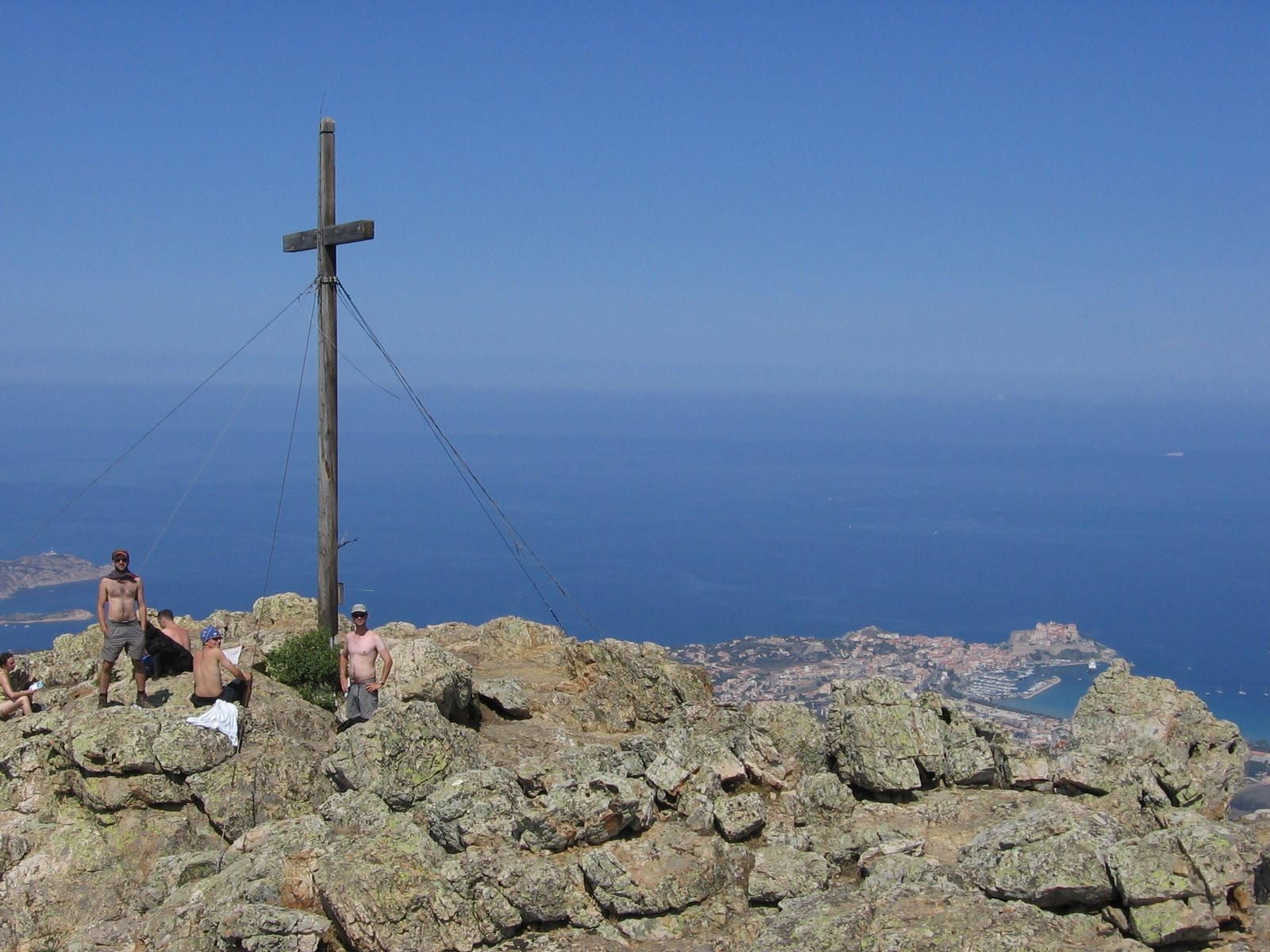 Море в Кальви, Франция – фотографии Франции