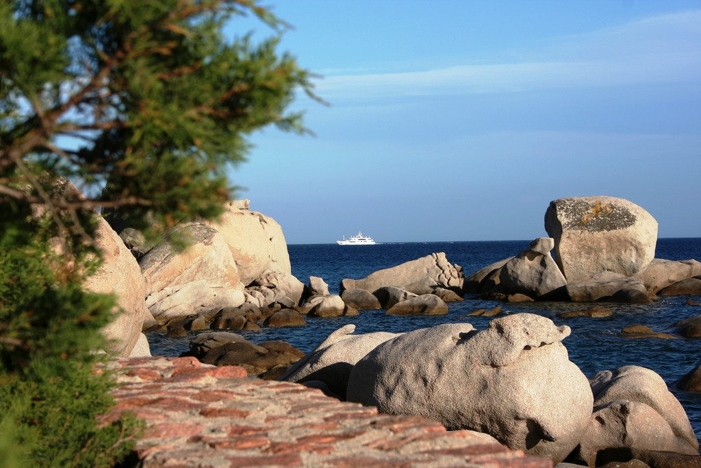 Море в Порто-Векьо, Франция. Фото 7 – фотографии Франции