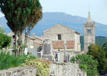 Хум (Hum) – крохотный город-крепость в Хорватии. Фото 3 – фотографии Хорватии