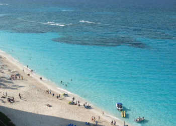 Пляж на острове Парадайз Айленд, Багамские острова. Фото 6 – фотографии Багамских островов