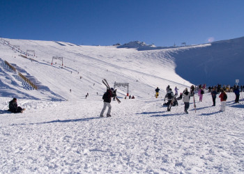 Лыжники в Ле-Дез-Альп, Франция. Фото 1 – фотографии Франции