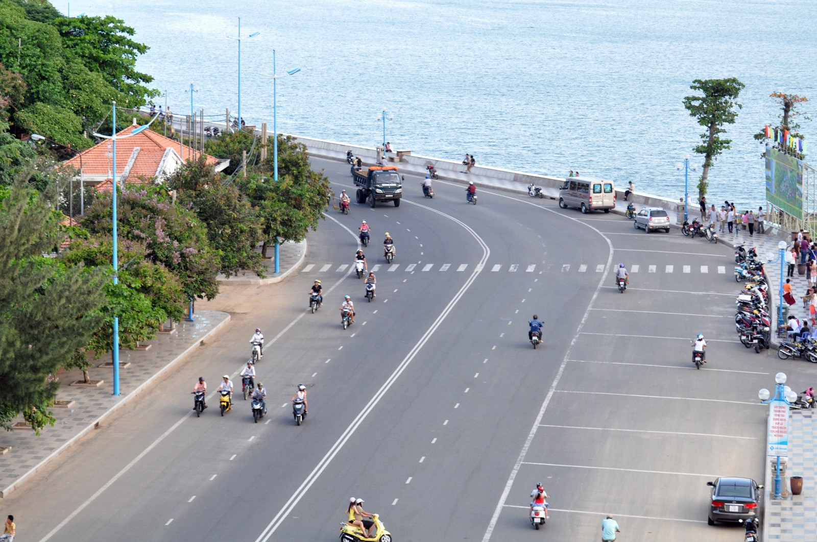 Дорога вдоль побережья Вунгтау – фотографии Вьетнама