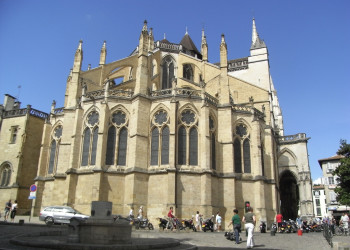 Архитектура в Байонне, Франция. Фото 1 – фотографии Франции