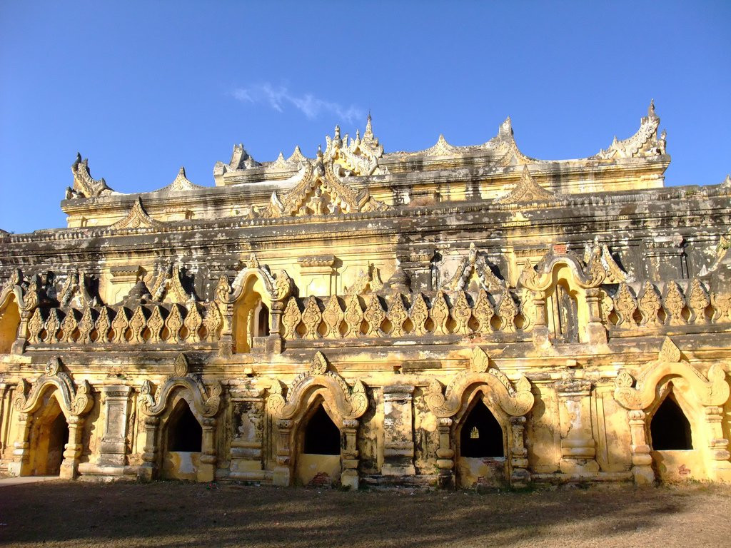 Монастырь в Маха-Ауме-Бонзон в Ава, Мьянма – фотографии Мьянмы