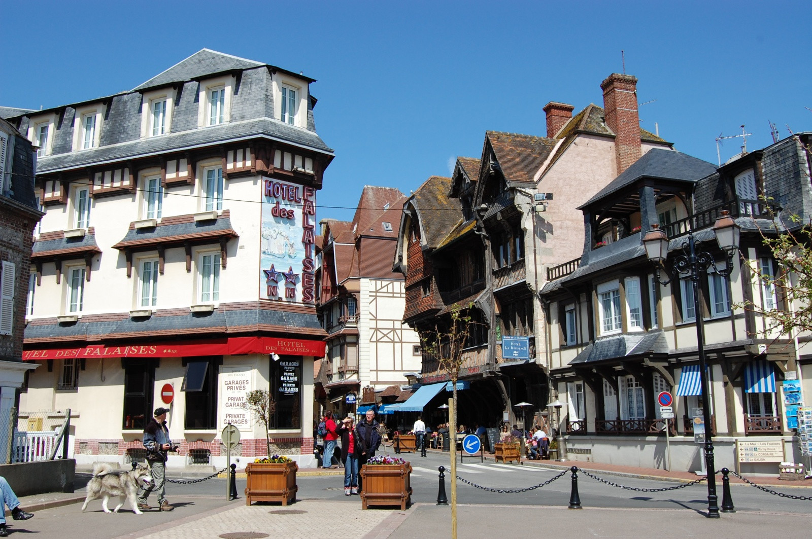 Улочки Этреты – фотографии Франции