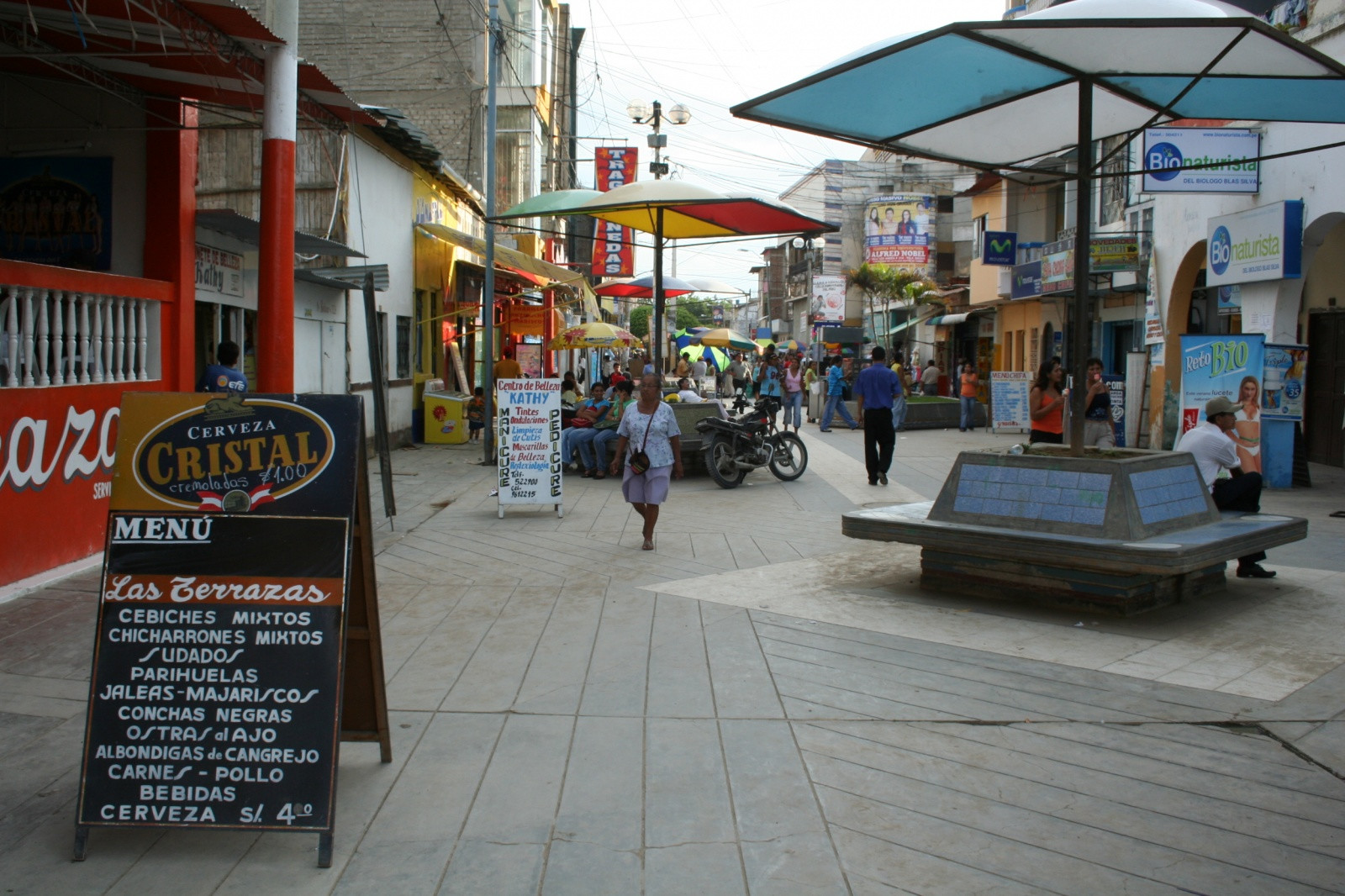 Улицы Тумбеса – фотографии Перу